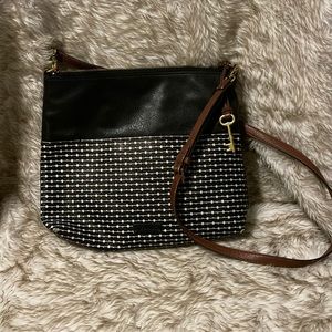 Fossil Fiona Crossbody Purse, black with white detail. Medium size